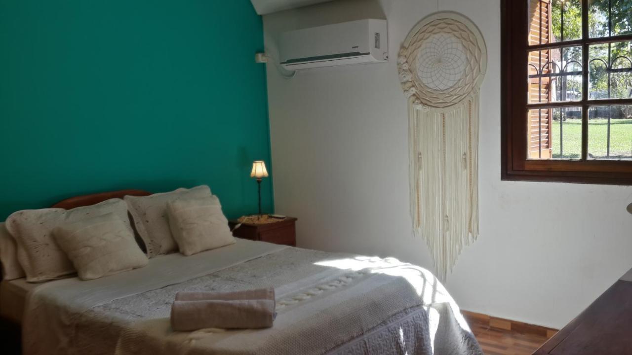 Casa Folks - Bed And Breakfast Puerto Iguazu Bagian luar foto