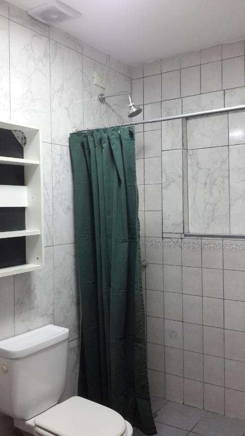 Casa Folks - Bed And Breakfast Puerto Iguazu Bagian luar foto